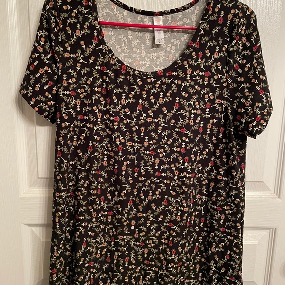 Lularoe Soft Floral Top - Picture 2 of 2
